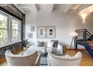 Photo #5: 24584186 Listing 