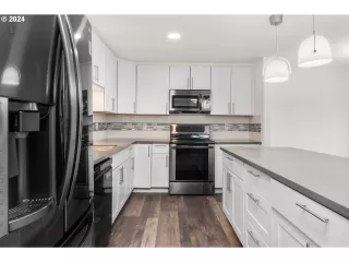 More Details about MLS # 24585548 : 8690 SW DAVIES RD