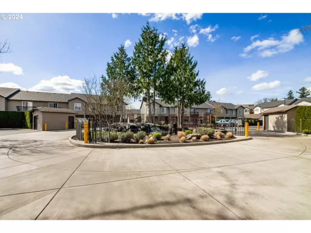 MLS: 24588222 Condo For Sale