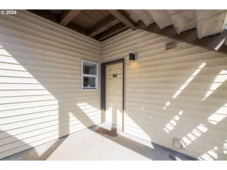 Photo #1: 24588222 Listing 