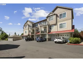 Photo #1: 24588420 Listing