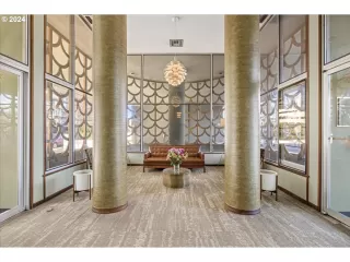 Photo #3: 24589799 Listing 