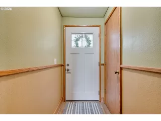 Photo #3: 24589807 Listing