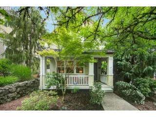 Photo #1: 24589817 Listing