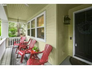 Photo #3: 24589817 Listing