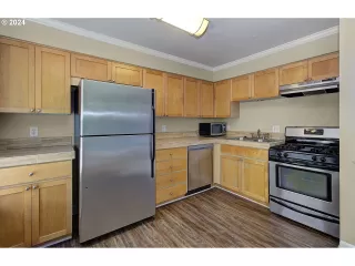 Photo #6: 24591649 Listing 