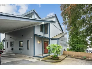 More Details about MLS # 24593230 : 624 N TOMAHAWK ISLAND DR