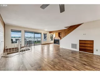 Photo #5: 24593230 Listing 