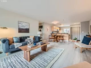 Photo #1: 24594319 Listing 