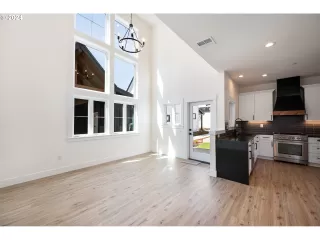 Photo #3: 24594544 Listing