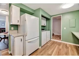 Photo #5: 24594595 Listing 