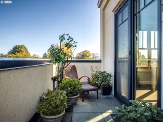 Photo #6: 24595046 Listing 