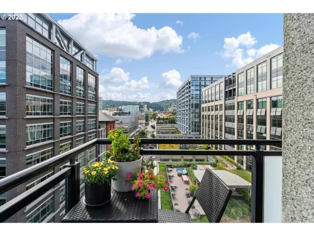 MLS: 24597047 Condo For Sale