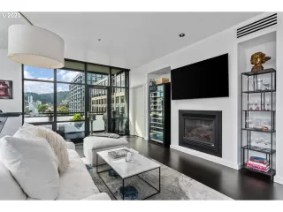 Photo #5: 24597047 Listing 