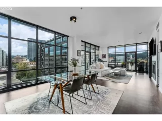 Photo #6: 24597047 Listing 