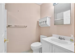 Photo #2: 24597505 Listing 