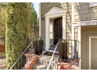 Photo #2: 24598376 Listing 