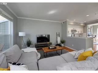 Photo #6: 24598376 Listing 