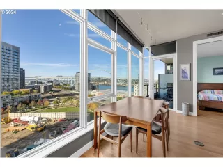 Photo #6: 24598394 Listing 