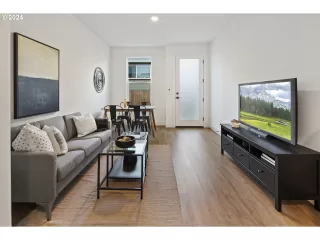 Photo #2: 24598658 Listing 