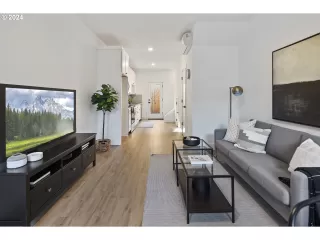 Photo #4: 24598658 Listing 