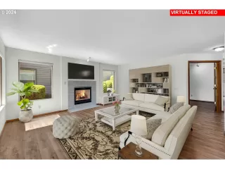 Photo #6: 24599437 Listing