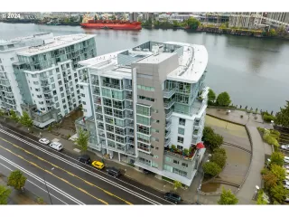 Photo #1: 24599755 Listing