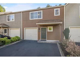 Photo #2: 24602539 Listing