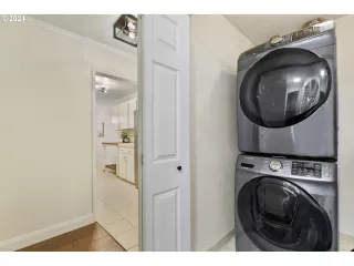 Photo #1: 24602556 Listing