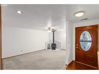 Photo #1: 24604120 Listing 