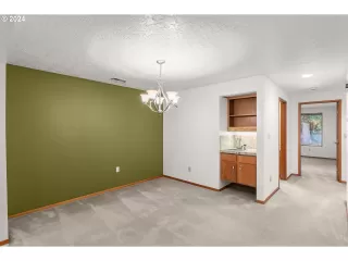 Photo #2: 24604120 Listing 