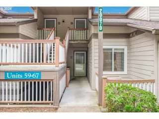 Photo #5: 24605287 Listing