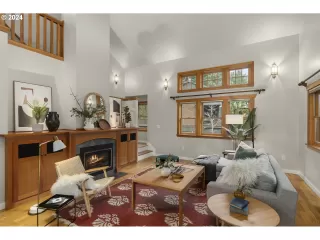 Photo #2: 24605837 Listing 