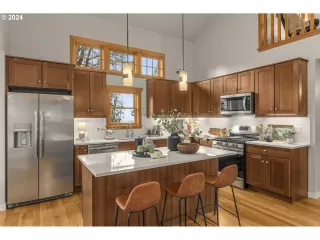 Photo #4: 24605837 Listing 