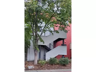 Photo #1: 24606010 Listing