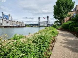 Photo #3: 24606010 Listing