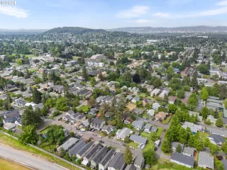 Photo #1: 24606301 Listing 