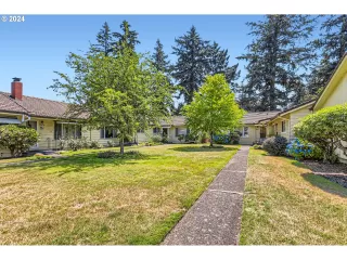 Photo #2: 24609311 Listing 