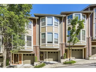 Photo #1: 24609433 Listing