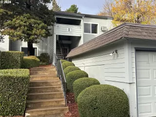 Photo #1: 24610485 Listing 