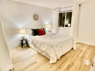 Photo #4: 24610485 Listing 