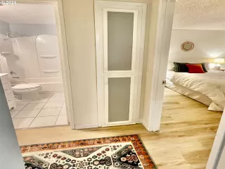 Photo #5: 24610485 Listing 