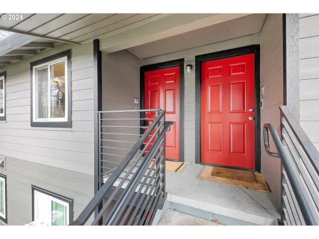 MLS: 24612407 Condo For Sale