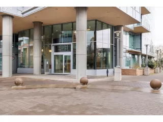 Photo #4: 24613265 Listing