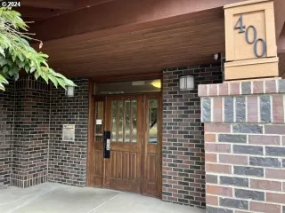 Photo #1: 24613307 Listing