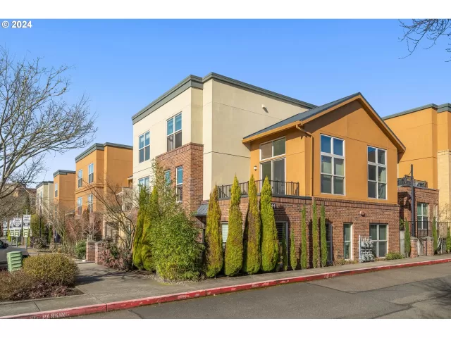 MLS: 24614328 Condo For Sale