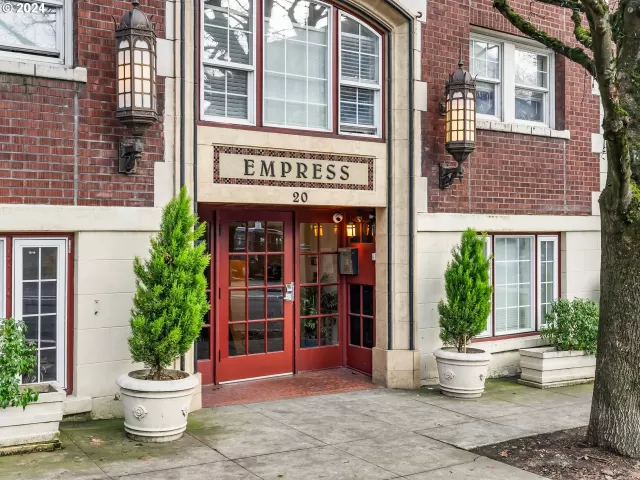 MLS: 24614389 Condo For Sale