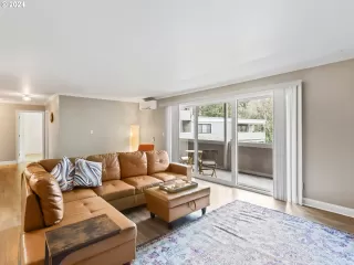 Photo #1: 24615818 Listing