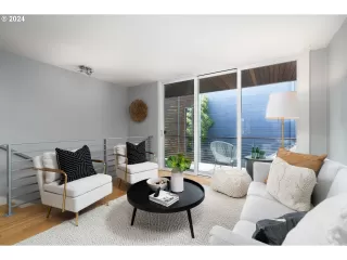 Photo #3: 24616659 Listing