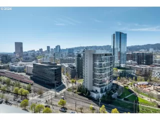 Photo #1: 24616660 Listing